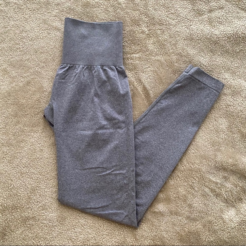 SOLD! NVGTN - Grey NV Seamless Leggings - XS